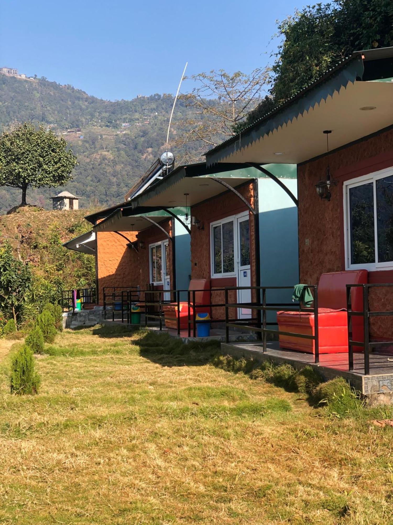 Into The Wild Pokhara Villa Kāskī Dış mekan fotoğraf