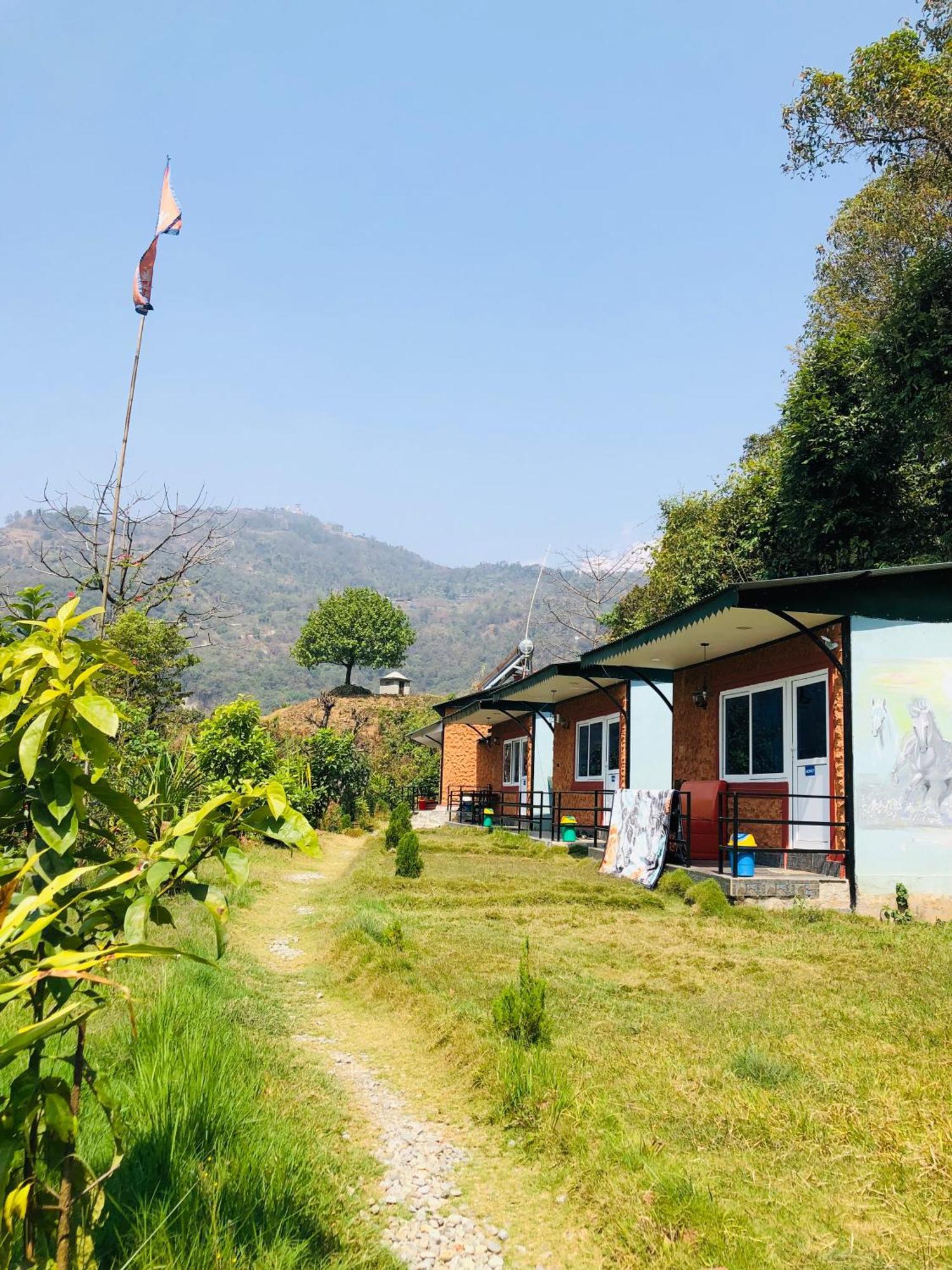 Into The Wild Pokhara Villa Kāskī Dış mekan fotoğraf